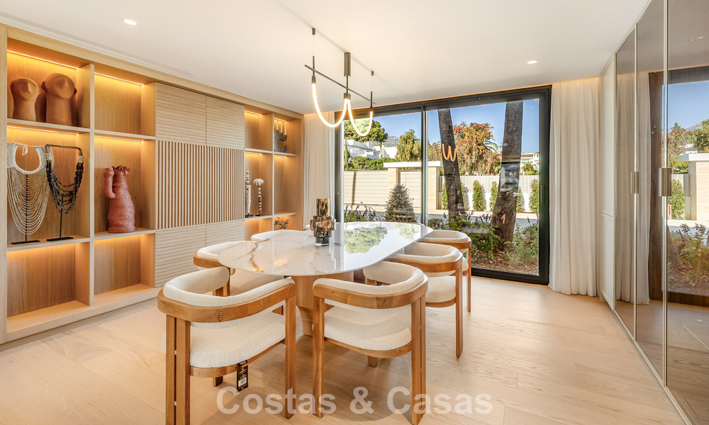 Espectacular villa de lujo en venta en una codiciada urbanización en Nueva Andalucía, Marbella 781322