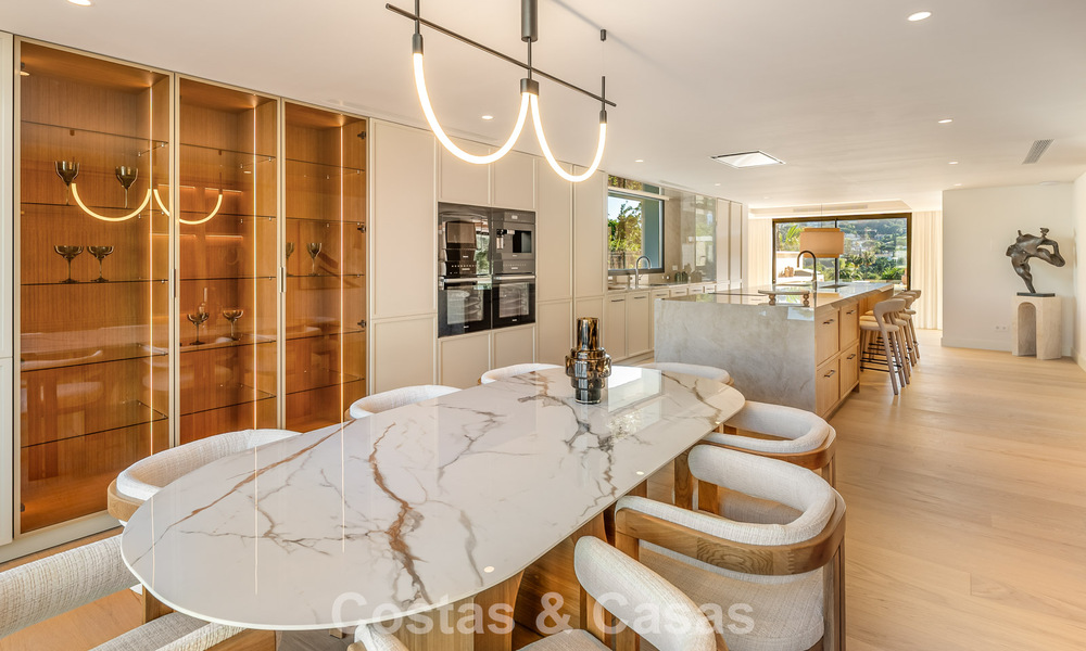 Espectacular villa de lujo en venta en una codiciada urbanización en Nueva Andalucía, Marbella 781323