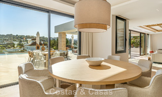 Espectacular villa de lujo en venta en una codiciada urbanización en Nueva Andalucía, Marbella 781325 