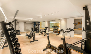 Espectacular villa de lujo en venta en una codiciada urbanización en Nueva Andalucía, Marbella 781331 