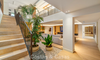 Espectacular villa de lujo en venta en una codiciada urbanización en Nueva Andalucía, Marbella 781341 