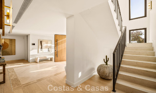 Espectacular villa de lujo en venta en una codiciada urbanización en Nueva Andalucía, Marbella 781344 