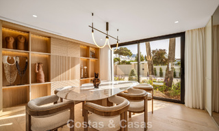 Espectacular villa de lujo en venta en una codiciada urbanización en Nueva Andalucía, Marbella 781348 
