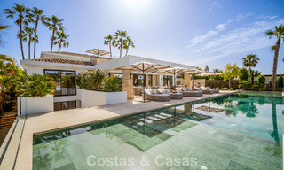 Espectacular villa de lujo en venta en una codiciada urbanización en Nueva Andalucía, Marbella 781355 