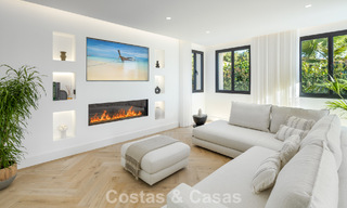 Villa de lujo lista para entrar a vivir con arquitectura española contemporánea y vistas al mar en venta en Marbella - Benahavís 781360 