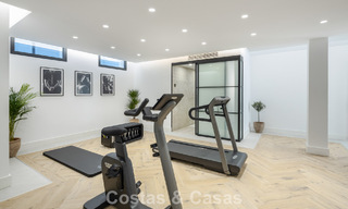 Villa de lujo lista para entrar a vivir con arquitectura española contemporánea y vistas al mar en venta en Marbella - Benahavís 781377 