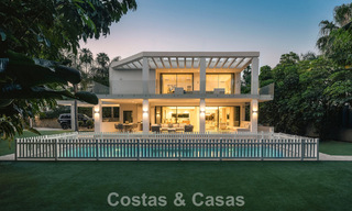 Villa familiar modernista en venta en una codiciada comunidad en La Quinta, Marbella - Benahavís 781407 