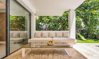 Villa familiar modernista en venta en una codiciada comunidad en La Quinta, Marbella - Benahavís 781414 