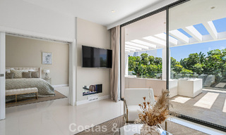 Villa familiar modernista en venta en una codiciada comunidad en La Quinta, Marbella - Benahavís 781426 