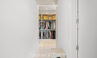 Villa familiar modernista en venta en una codiciada comunidad en La Quinta, Marbella - Benahavís 781427 