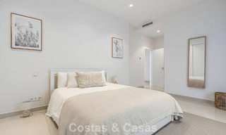 Villa familiar modernista en venta en una codiciada comunidad en La Quinta, Marbella - Benahavís 781440 