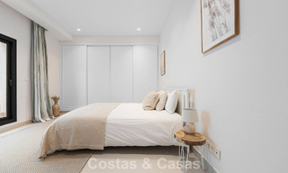 Villa familiar modernista en venta en una codiciada comunidad en La Quinta, Marbella - Benahavís 781441 