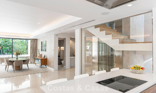 Villa familiar modernista en venta en una codiciada comunidad en La Quinta, Marbella - Benahavís 781449 