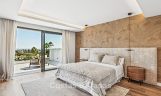 Villa de lujo mediterránea con un encanto atemporal en venta en la prestigiosa zona de Nueva Andalucía, Marbella 781536 