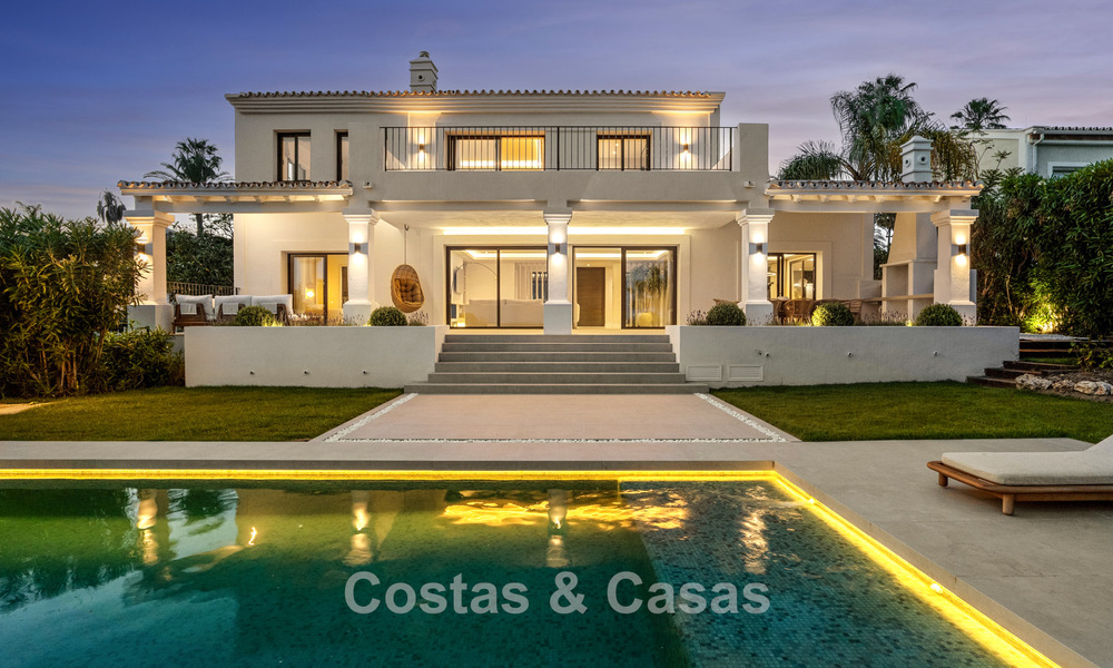 Villa de lujo mediterránea con un encanto atemporal en venta en la prestigiosa zona de Nueva Andalucía, Marbella 781540