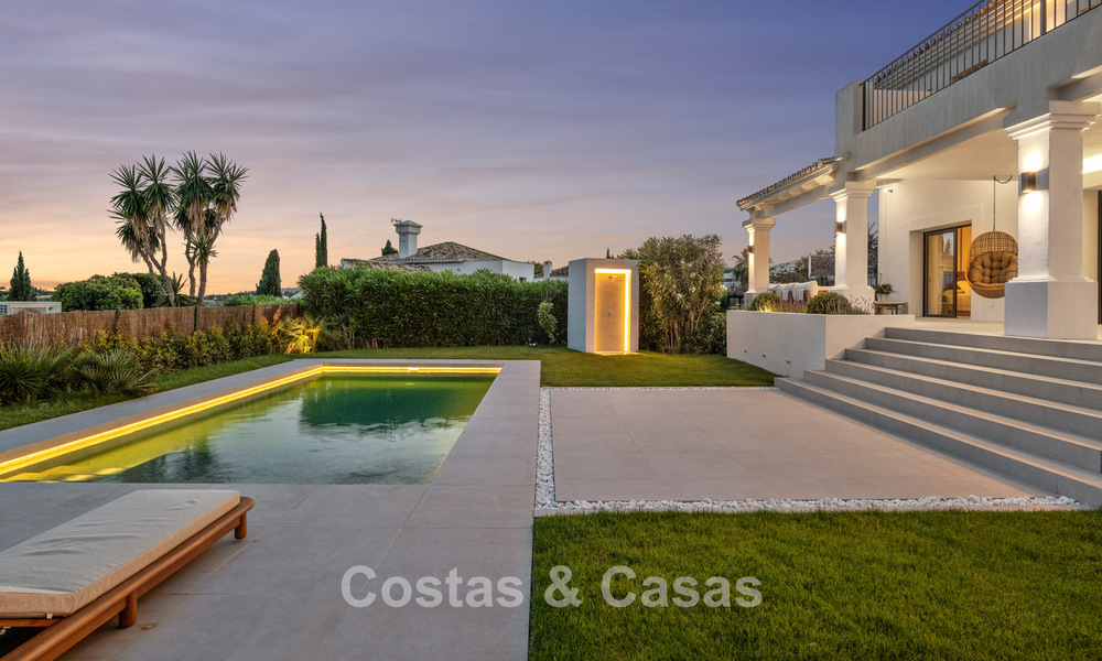 Villa de lujo mediterránea con un encanto atemporal en venta en la prestigiosa zona de Nueva Andalucía, Marbella 781541