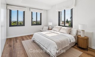 Villa de lujo mediterránea con un encanto atemporal en venta en la prestigiosa zona de Nueva Andalucía, Marbella 781551 