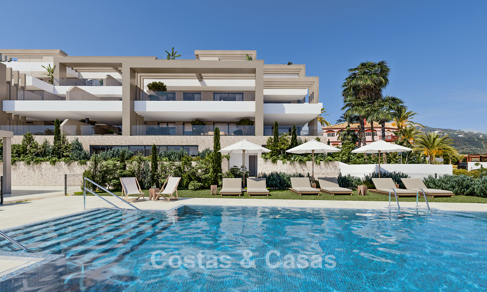 ¡Lanzamiento! Elegantes apartamentos de obra nueva en venta con vistas panorámicas al mar cerca del centro de Estepona 781386