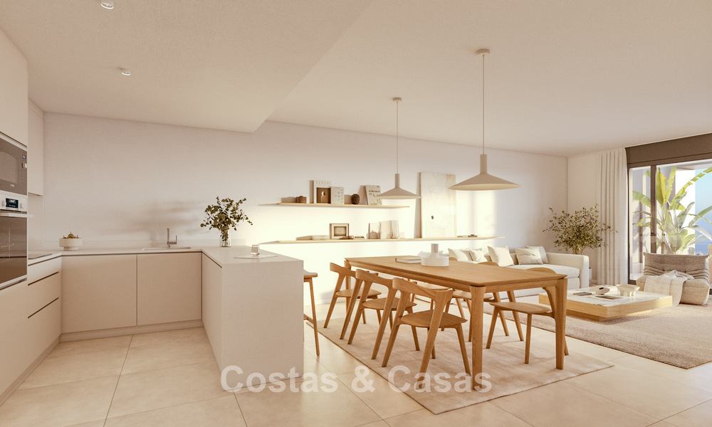 ¡Lanzamiento! Elegantes apartamentos de obra nueva en venta con vistas panorámicas al mar cerca del centro de Estepona 781388