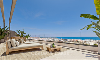 ¡Lanzamiento! Elegantes apartamentos de obra nueva en venta con vistas panorámicas al mar cerca del centro de Estepona 781392 