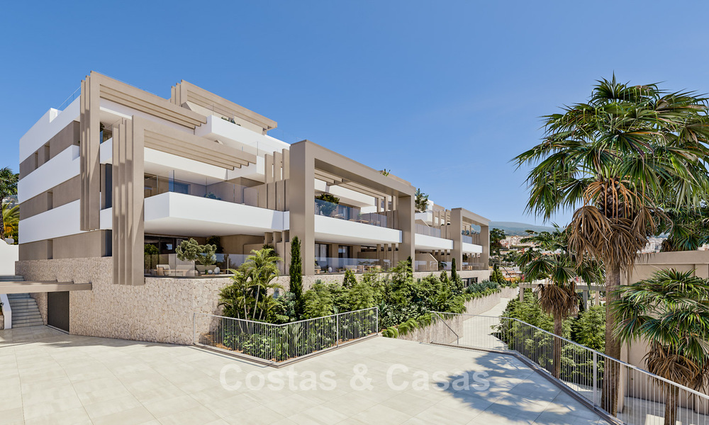 ¡Lanzamiento! Elegantes apartamentos de obra nueva en venta con vistas panorámicas al mar cerca del centro de Estepona 781397
