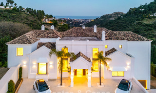 Exclusiva villa de lujo de estilo andaluz en venta en El Madroñal en Marbella - Benahavís 781599 