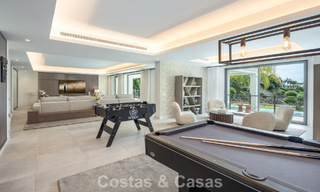 Exclusiva villa de lujo de estilo andaluz en venta en El Madroñal en Marbella - Benahavís 781616 