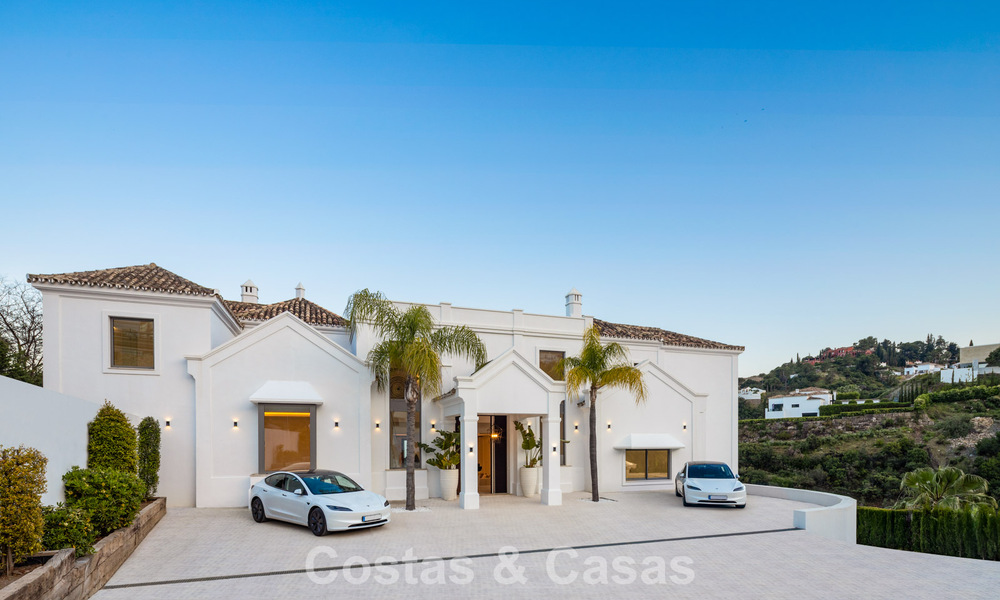 Exclusiva villa de lujo de estilo andaluz en venta en El Madroñal en Marbella - Benahavís 781628