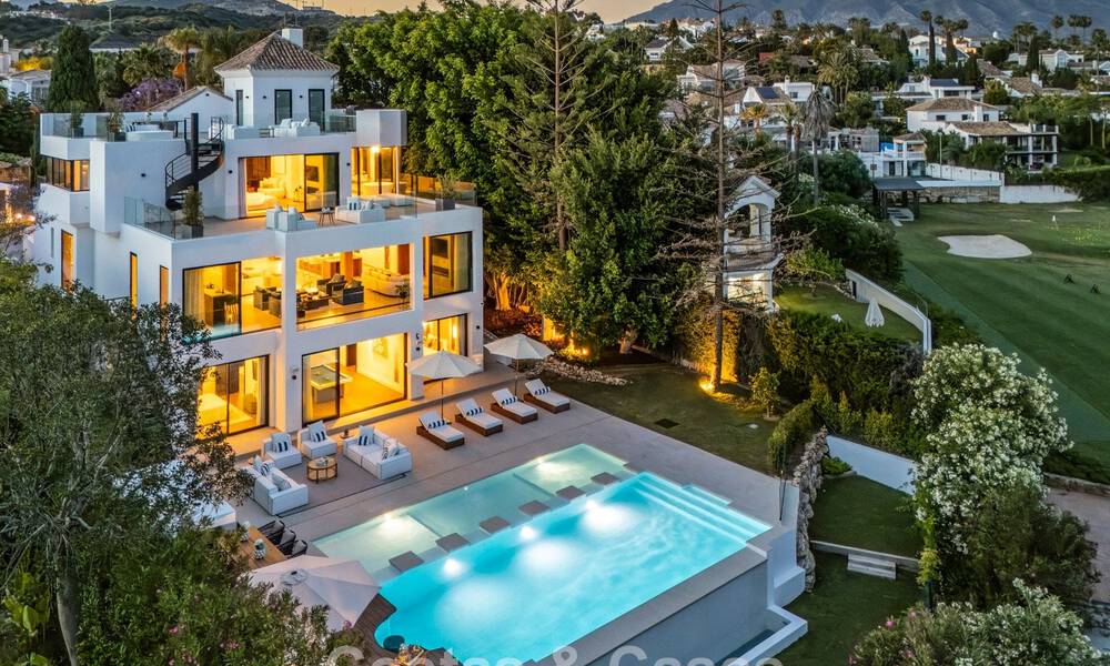 Villa de lujo de vanguardia, lista para entrar a vivir, en venta en el Valle del Golf de Nueva Andalucía, Marbella 781644