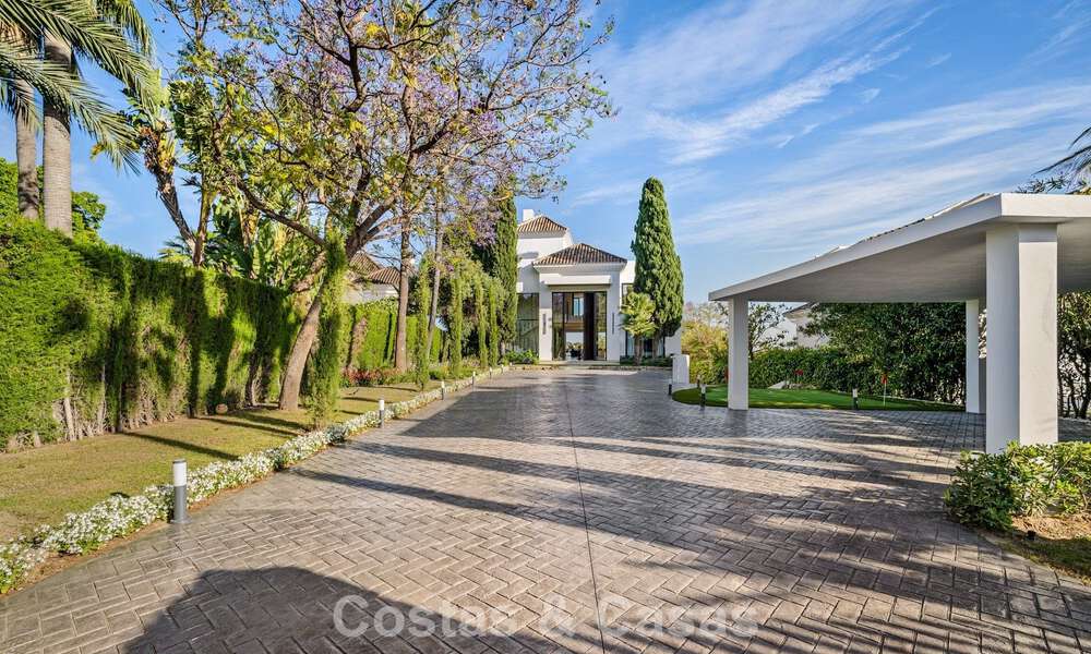 Villa de lujo de vanguardia, lista para entrar a vivir, en venta en el Valle del Golf de Nueva Andalucía, Marbella 781665