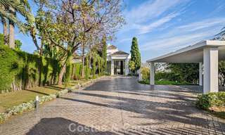 Villa de lujo de vanguardia, lista para entrar a vivir, en venta en el Valle del Golf de Nueva Andalucía, Marbella 781665 