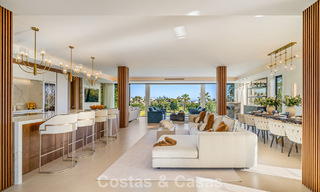 Villa de lujo de vanguardia, lista para entrar a vivir, en venta en el Valle del Golf de Nueva Andalucía, Marbella 781666 