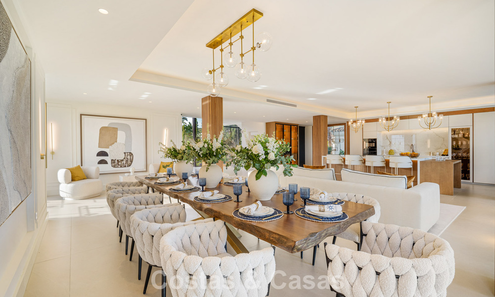 Villa de lujo de vanguardia, lista para entrar a vivir, en venta en el Valle del Golf de Nueva Andalucía, Marbella 781672