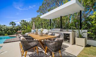 Villa de lujo de vanguardia, lista para entrar a vivir, en venta en el Valle del Golf de Nueva Andalucía, Marbella 781696 