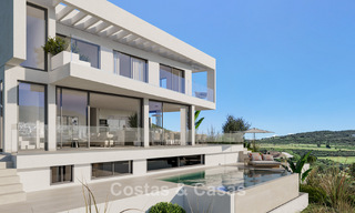 ¡Nuevo en el mercado! Villas de diseño de alta tecnología en venta en un codiciado entorno de golf cerca del centro de Estepona 781755 