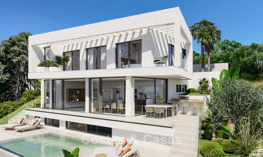 ¡Nuevo en el mercado! Villas de diseño de alta tecnología en venta en un codiciado entorno de golf cerca del centro de Estepona 781759
