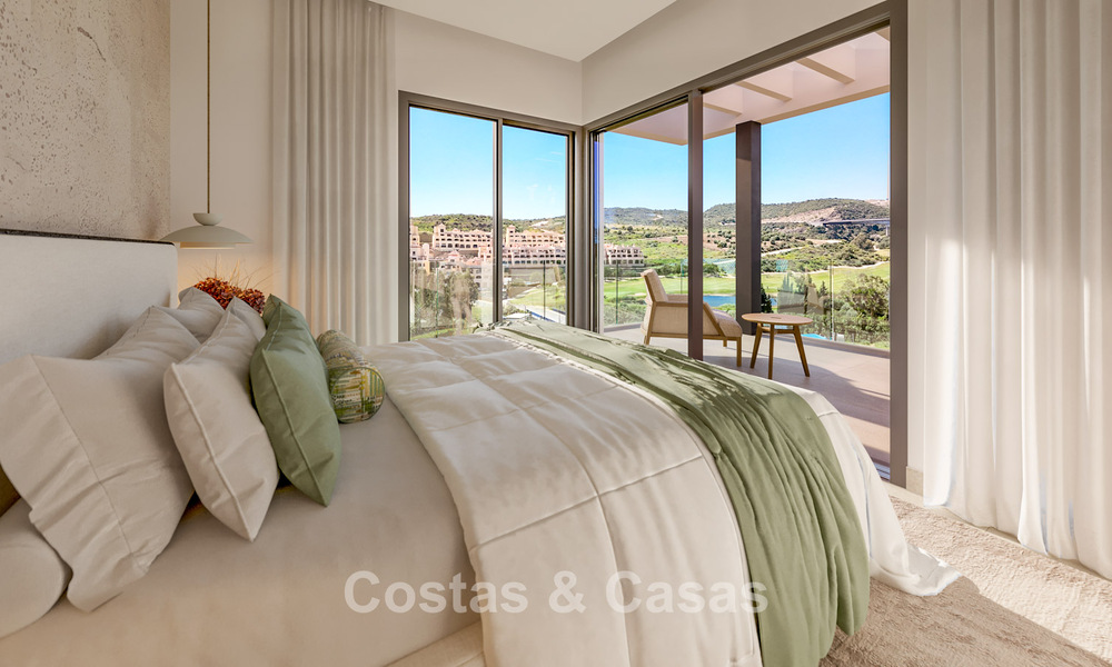 ¡Nuevo en el mercado! Villas de diseño de alta tecnología en venta en un codiciado entorno de golf cerca del centro de Estepona 781770