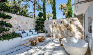 Magnífica villa en primera línea de golf en venta en el corazón de Nueva Andalucía, Marbella 781781 