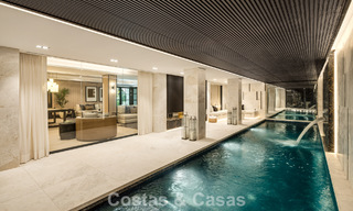 Magnífica villa en primera línea de golf en venta en el corazón de Nueva Andalucía, Marbella 781801 