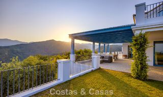 Casa mediterránea con impresionantes vistas al mar en venta en Benahavís, Marbella 781820 