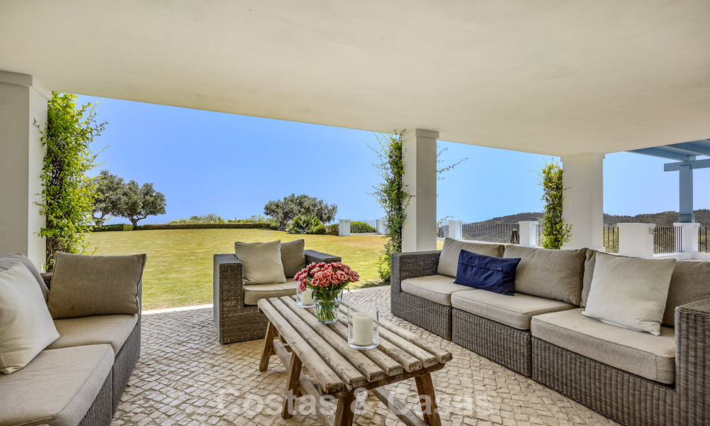 Casa mediterránea con impresionantes vistas al mar en venta en Benahavís, Marbella 781824