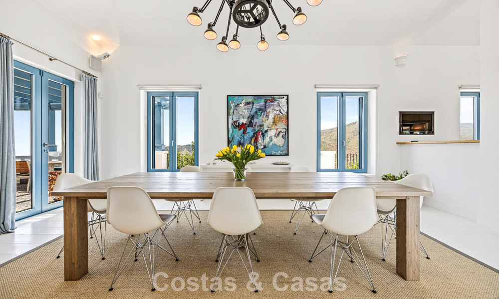 Casa mediterránea con impresionantes vistas al mar en venta en Benahavís, Marbella 781830
