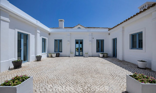 Casa mediterránea con impresionantes vistas al mar en venta en Benahavís, Marbella 781838 