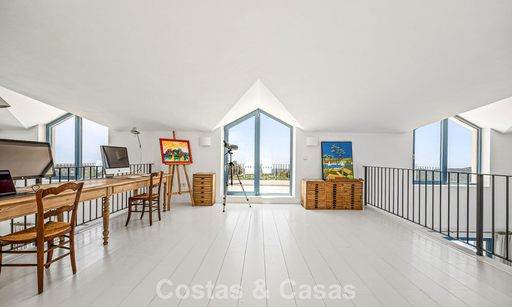 Casa mediterránea con impresionantes vistas al mar en venta en Benahavís, Marbella 781857