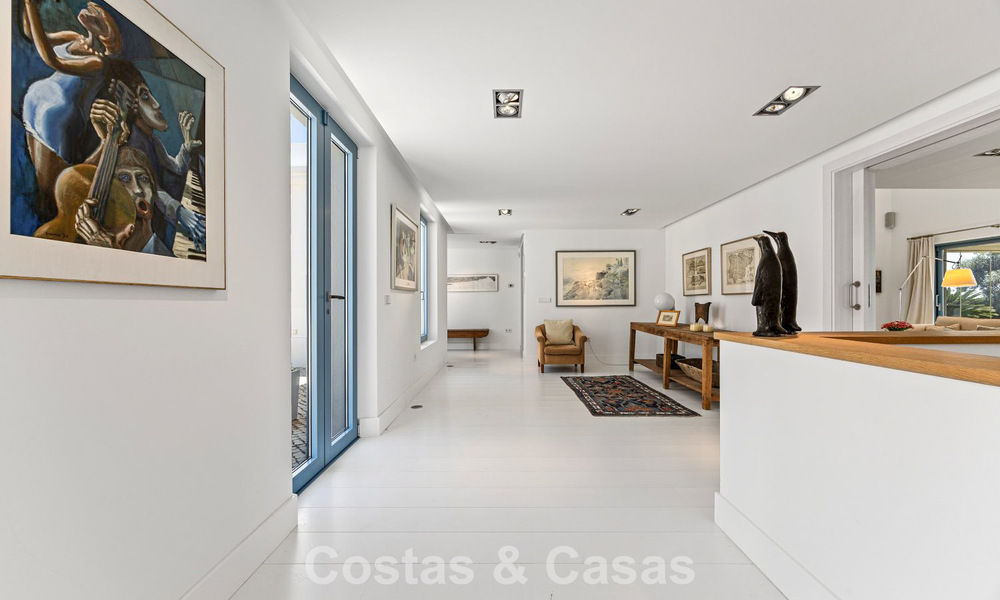 Casa mediterránea con impresionantes vistas al mar en venta en Benahavís, Marbella 781858