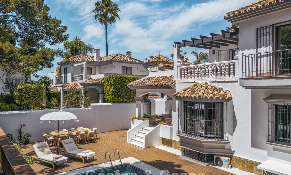 Elegante casa familiar en venta en el Valle del Golf de Nueva Andalucía, Marbella 781878