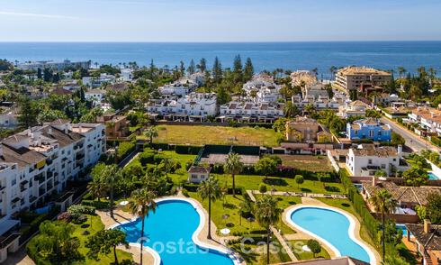 Amplio apartamento de 3 dormitorios en venta, a un paso de la playa y del centro de San Pedro, Marbella 781923