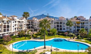 Amplio apartamento de 3 dormitorios en venta, a un paso de la playa y del centro de San Pedro, Marbella 781929 