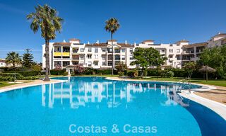 Amplio apartamento de 3 dormitorios en venta, a un paso de la playa y del centro de San Pedro, Marbella 781934 