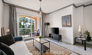 Amplio apartamento de 3 dormitorios en venta, a un paso de la playa y del centro de San Pedro, Marbella 781945 
